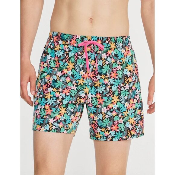CHUBBIES the bloomerangs classic swim trunk in black floral 5.5" inseam size L